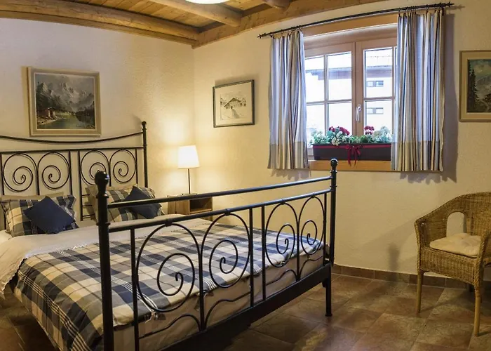 Blockhaus Schwalbennest Holiday home Seefeld in Tirol