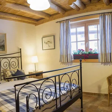 Blockhaus Schwalbennest * Seefeld in Tirol